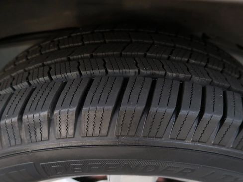 Used 2003 Toyota Land Cruiser image 10