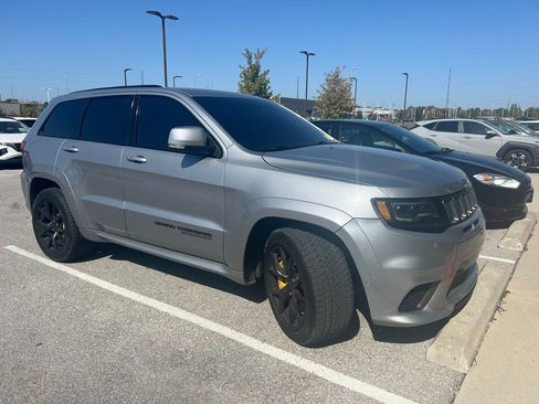 Used 2021 Jeep Grand Cherokee Trackhawk w/ Trailer Tow Group IV AWD/4WD image 3