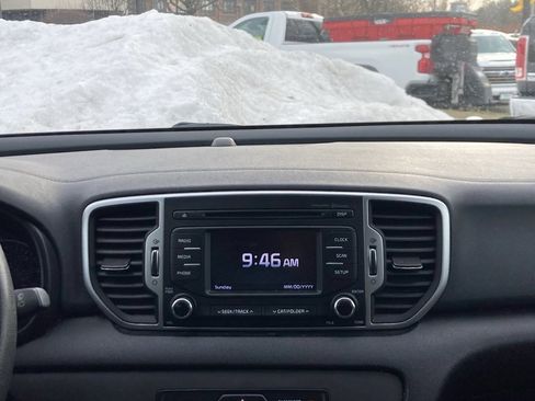 Used 2017 Kia Sportage LX w/ LX Popular Package image 16