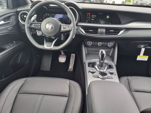 New 2025 Alfa Romeo Stelvio Sprint w/ Convenience Package AWD/4WD image 26