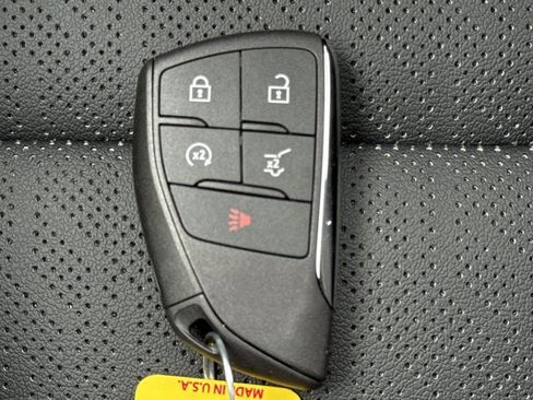 New 2026 Chevrolet Equinox LT w/ Convenience Package II FWD image 23