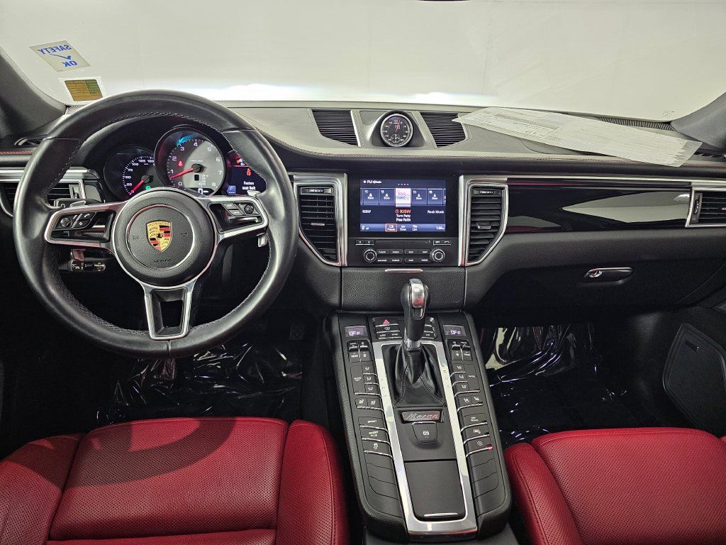 Used 2018 Porsche Macan S AWD/4WD image 19