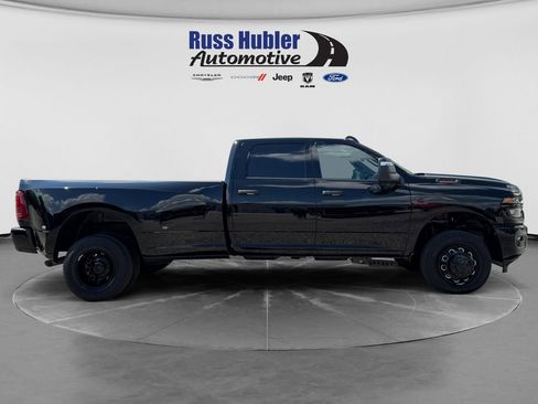 New 2026 RAM 3500 Big Horn AWD/4WD image 8