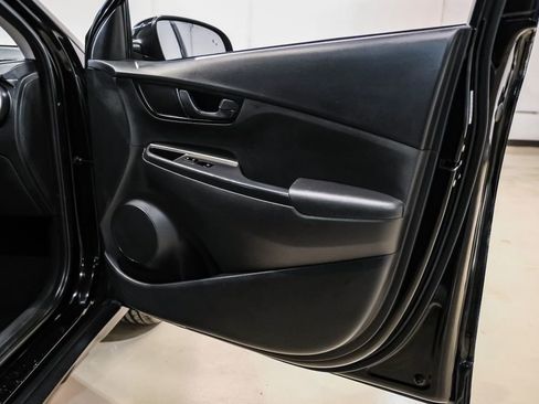 Used 2022 Hyundai Kona SEL image 41