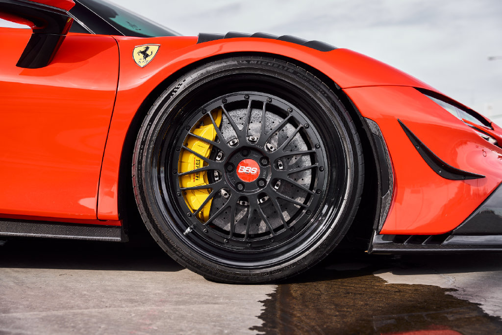 Used 2022 Ferrari SF90 Spider AWD/4WD image 25