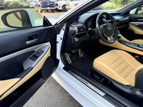 Used 2016 Lexus RC 350 RWD image 18