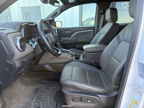 Certified 2024 Chevrolet Colorado ZR2 w/ ZR2 Convenience Package III image 2
