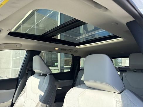 Certified 2026 INFINITI QX60 Pure w/ Cargo Package image 2