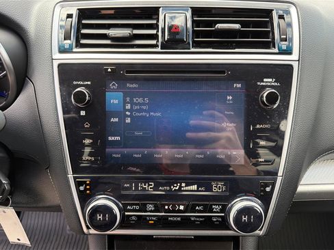 Used 2019 Subaru Outback 2.5i Premium w/ Protection Package #1 AWD/4WD image 13