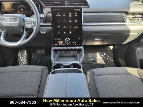 Used 2025 GMC Terrain Elevation image 14