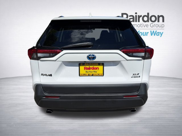 Used 2022 Toyota RAV4 XLE w/ Convenience Package AWD/4WD image 6