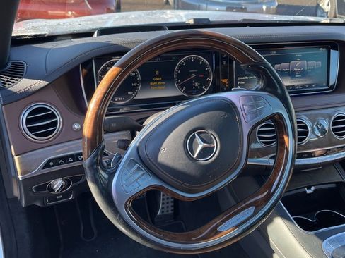 Used 2016 Mercedes-Benz S 550 Sedan image 11