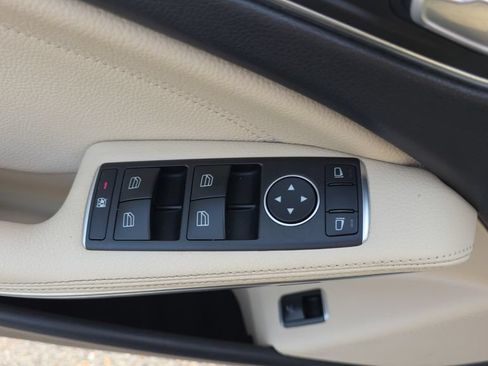 Used 2019 Mercedes-Benz GLA 250 image 12