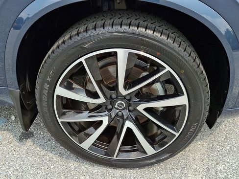 Used 2023 Volvo XC90 B6 Plus w/ Protection Package AWD/4WD image 8