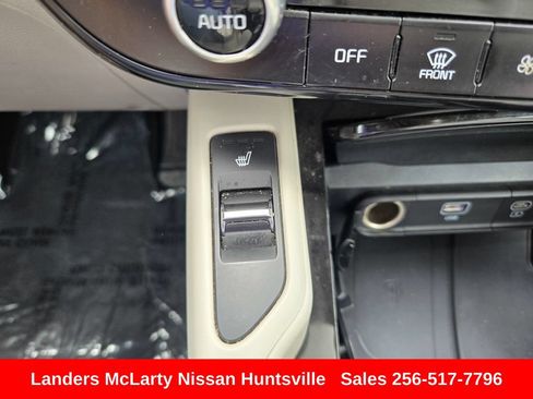 Used 2024 Kia Telluride S w/ S Sunroof Package FWD image 23
