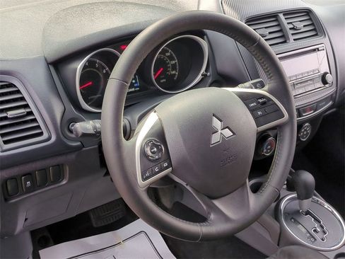Used 2015 Mitsubishi Outlander Sport ES image 14