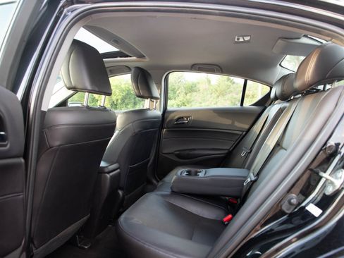 Used 2016 Acura ILX FWD image 13