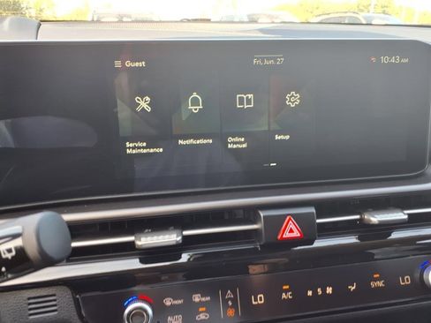 Used 2026 Kia Sportage EX w/ EX Panorama Roof Package image 19