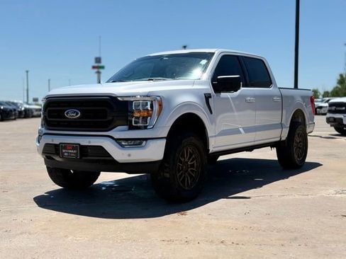 Used 2022 Ford F150 XLT w/ Equipment Group 302A High AWD/4WD image 4