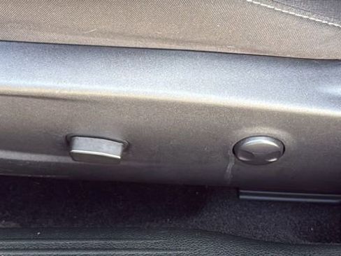 Used 2022 Dodge Challenger R/T Scat Pack w/ Driver Convenience Group image 18