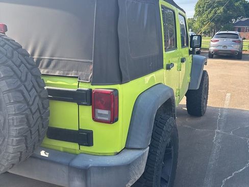 Used 2016 Jeep Wrangler Unlimited Sport w/ Quick Order Package 23S AWD/4WD image 5
