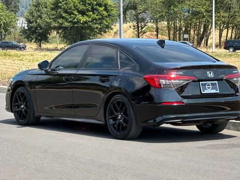 Used 2022 Honda Civic Sport image 5