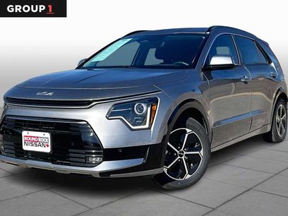 Used 2023 Kia Niro SX