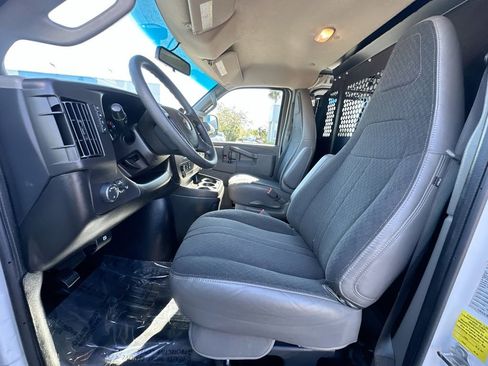 Used 2024 Chevrolet Express 2500 w/ Driver Convenience Package RWD image 19