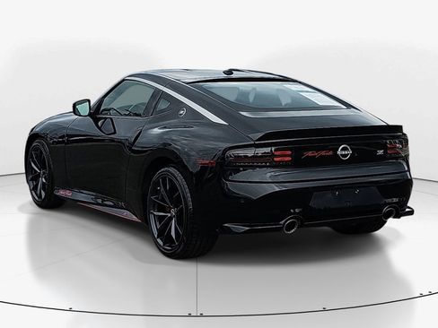 Used 2024 Nissan Z Performance w/ Floor Mat Package RWD image 6