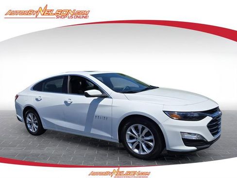 Used 2020 Chevrolet Malibu LT FWD image 1