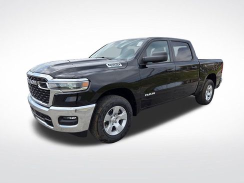 New 2026 RAM 1500 4x4 Crew Cab image 7