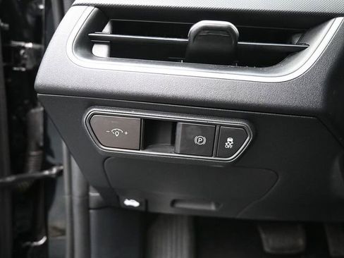 Used 2025 Kia K4 LXS image 18