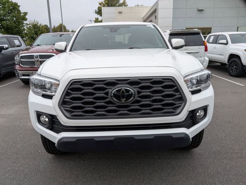 Used 2023 Toyota Tacoma TRD Off-Road image 8