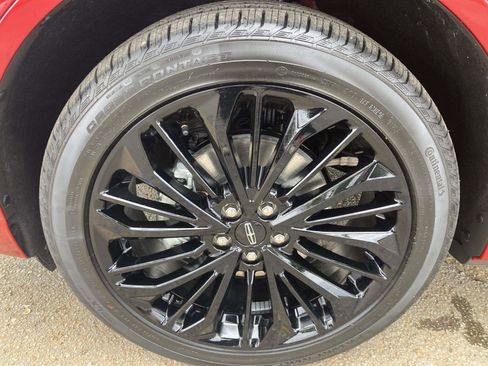 New 2026 Lincoln Corsair Premiere image 14