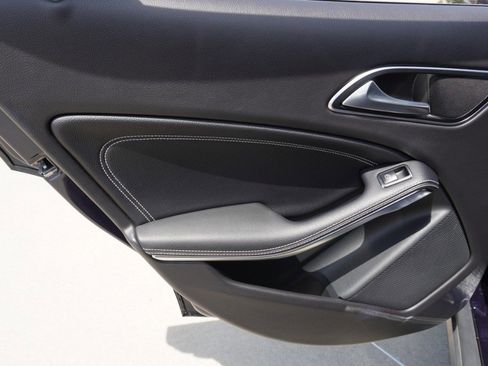 Used 2018 Mercedes-Benz GLA 250 4MATIC image 34