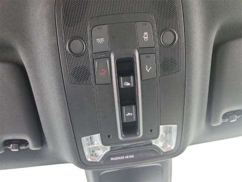 Used 2023 Audi Q3 2.0T Premium Plus image 43