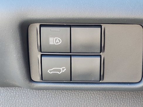 Used 2022 Toyota Highlander XSE image 27