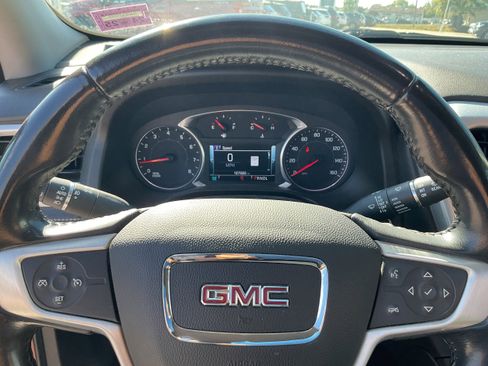 Used 2019 GMC Acadia SLT image 5