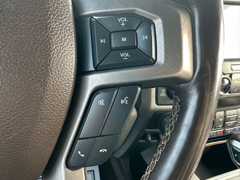 Used 2019 Ford F150 Limited image 35