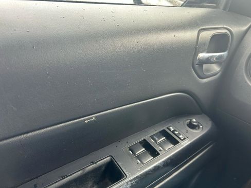 Used 2016 Jeep Patriot 75th Anniversary w/ Power Value Group FWD image 27