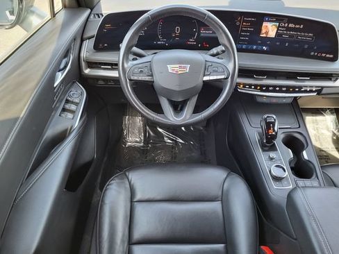 Used 2024 Cadillac XT4 Premium Luxury FWD image 25