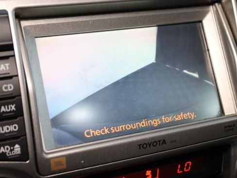 Used 2011 Toyota 4Runner Limited AWD/4WD image 20
