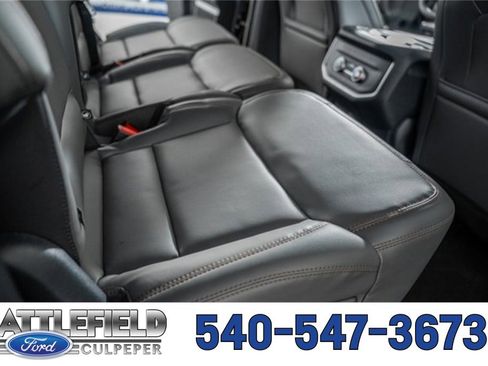 New 2025 Ford Expedition Active image 38