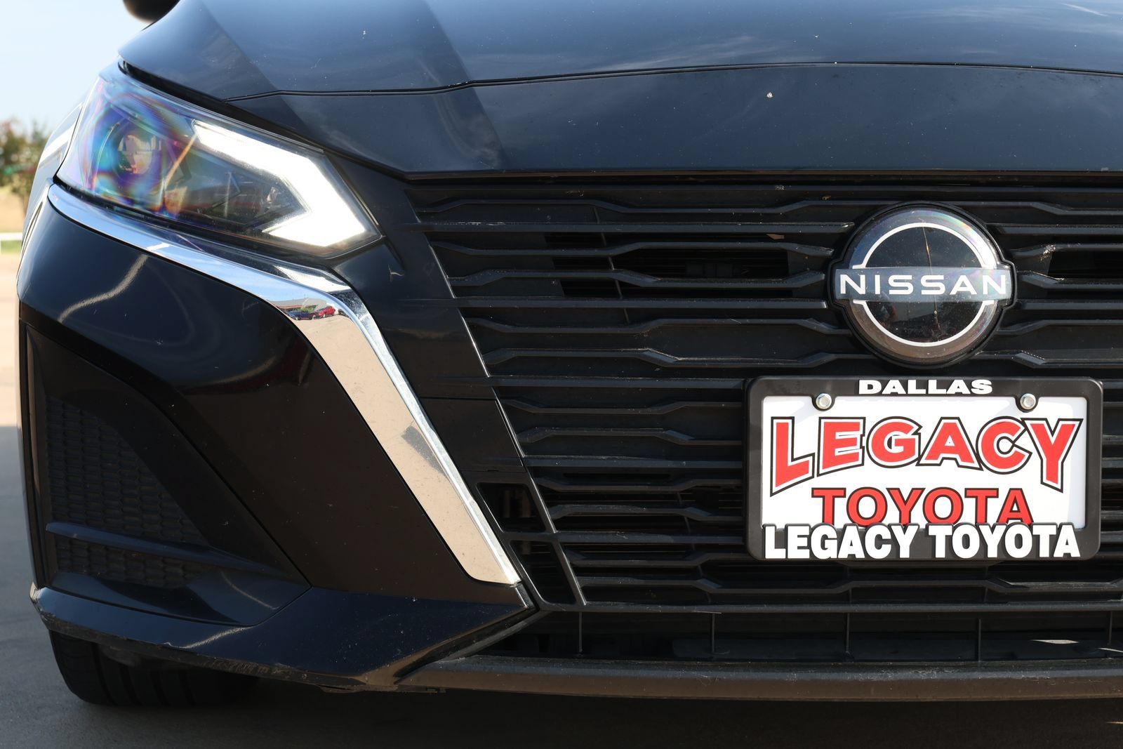 Used 2024 Nissan Altima 2.5 SV FWD image 9