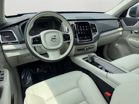 Certified 2024 Volvo XC90 B6 Plus AWD/4WD image 13
