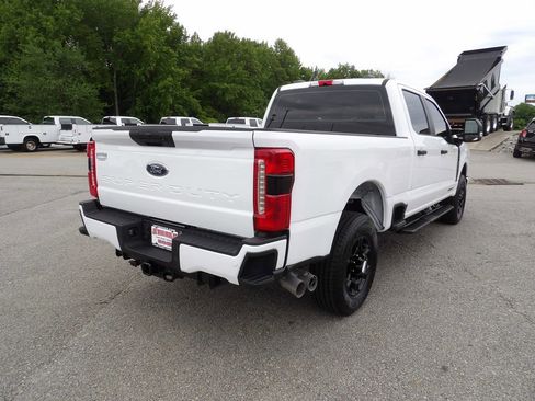 Used 2024 Ford F250 XL w/ STX Appearance Package AWD/4WD image 7