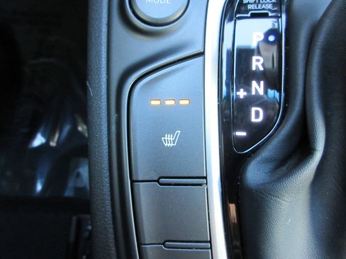 Used 2019 Hyundai Kona Limited AWD/4WD image 46