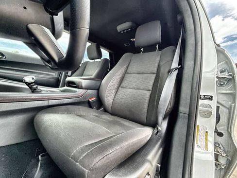 Used 2025 Dodge Durango GT AWD/4WD image 11