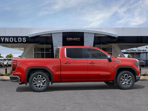 New 2026 GMC Sierra 1500 SLE w/ Preferred Package image 5