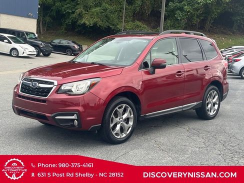 Used 2017 Subaru Forester 2.5i Touring image 2